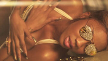 Monique Lawrence – Cassonava